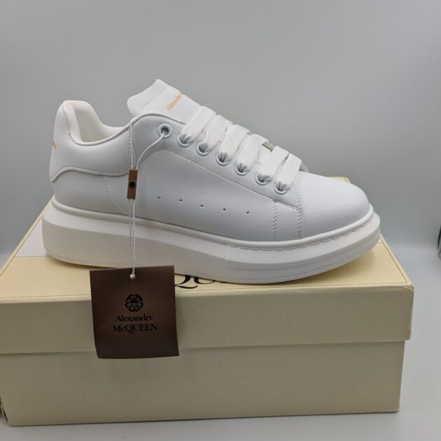 Alexander Mcqueen Super good